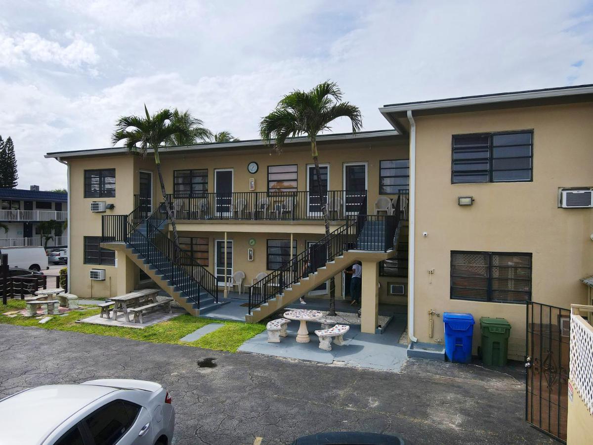 Tropic Isle Hotel & Apartment Hollywood Exterior foto
